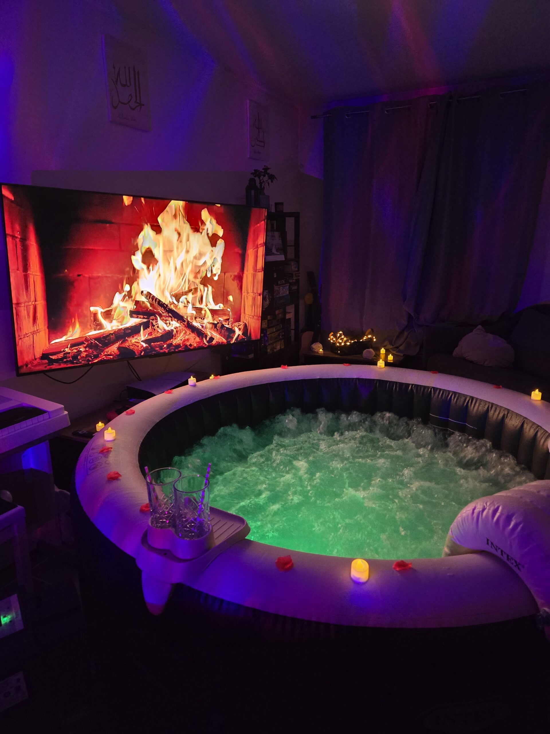 Moment de détente solo dans le jacuzzi