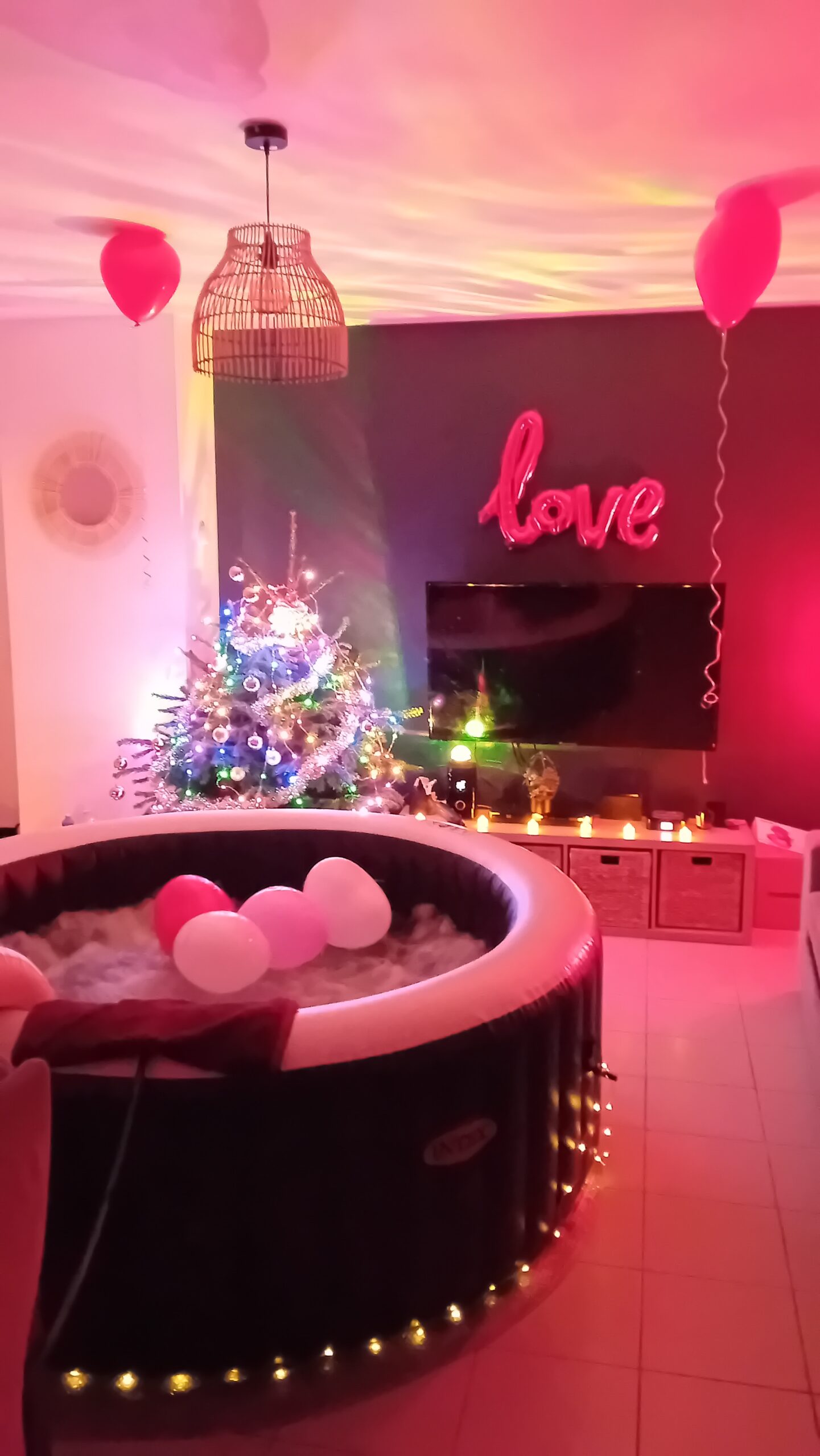Un des premiers jacuzzis installés par M&N Spa à Bussy Saint Georges