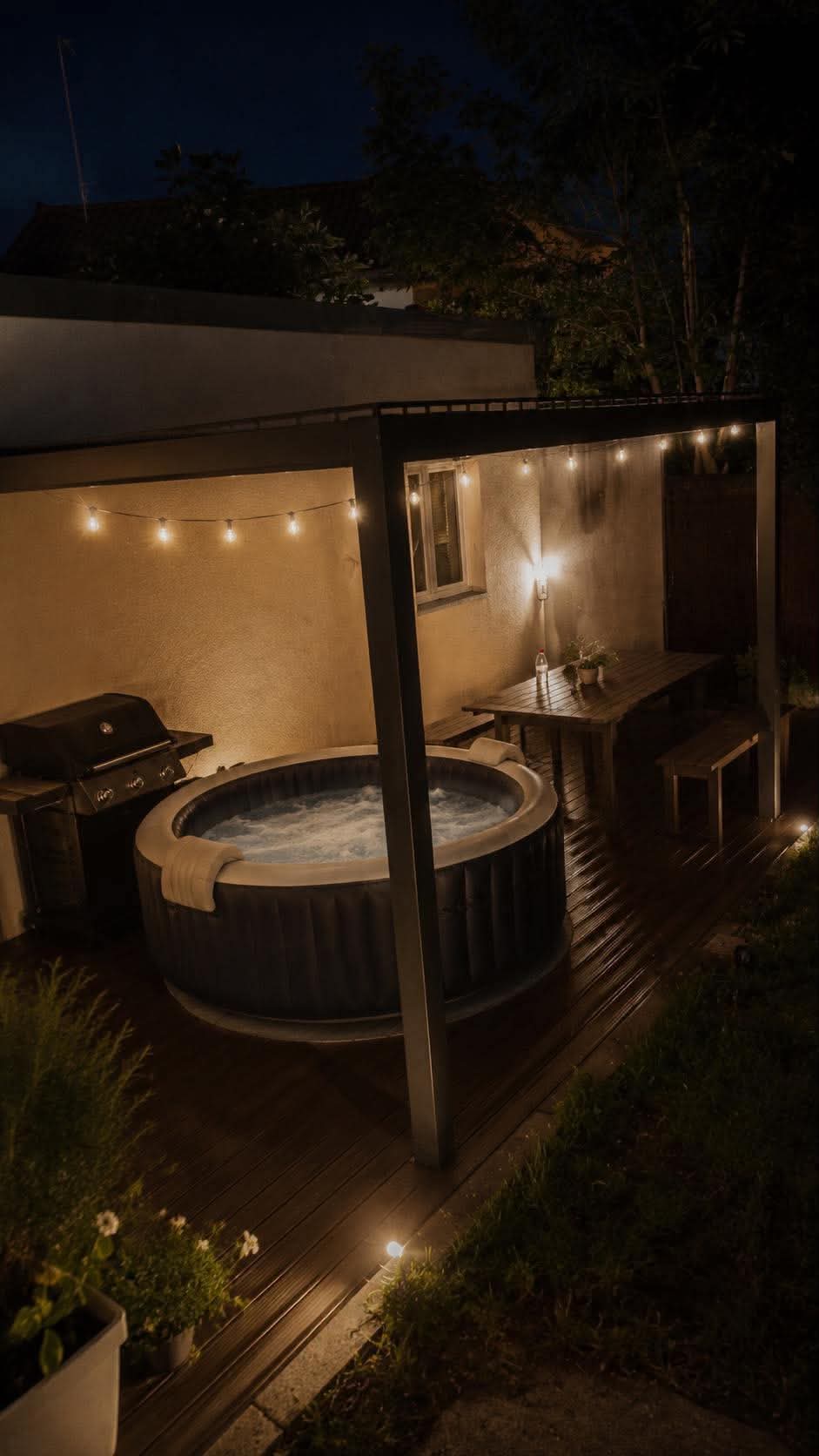 Jacuzzi installé pour une soirée de fin d'année en famille